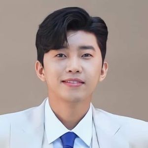 Meet your Posher, Hey kyung